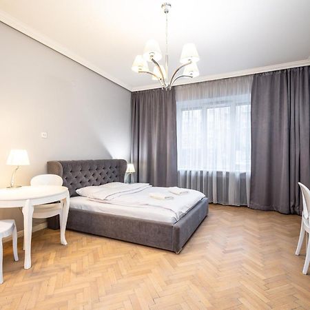 Rentplanet - Studio Krasinskiego คราคูฟ ภายนอก รูปภาพ