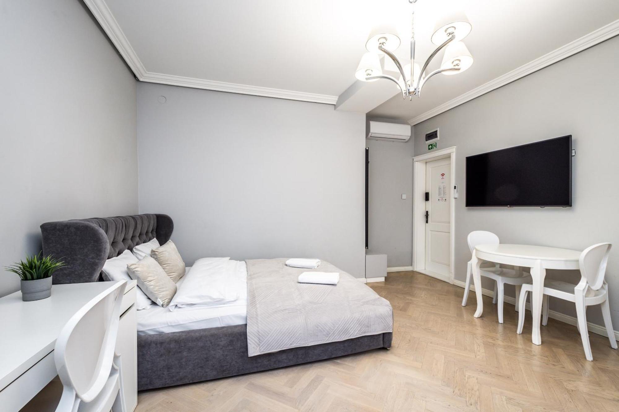 Rentplanet - Studio Krasinskiego คราคูฟ ภายนอก รูปภาพ