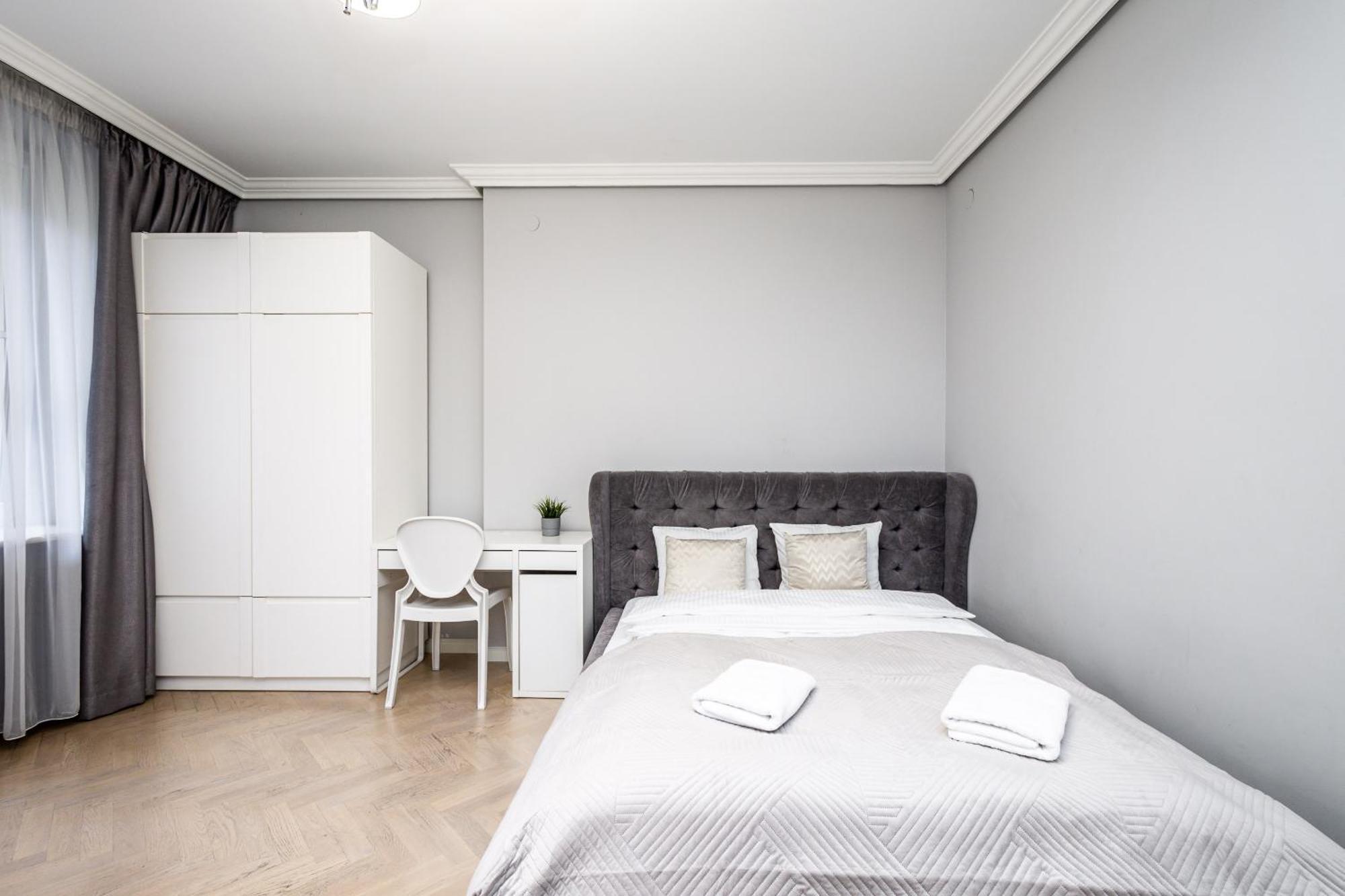 Rentplanet - Studio Krasinskiego คราคูฟ ภายนอก รูปภาพ