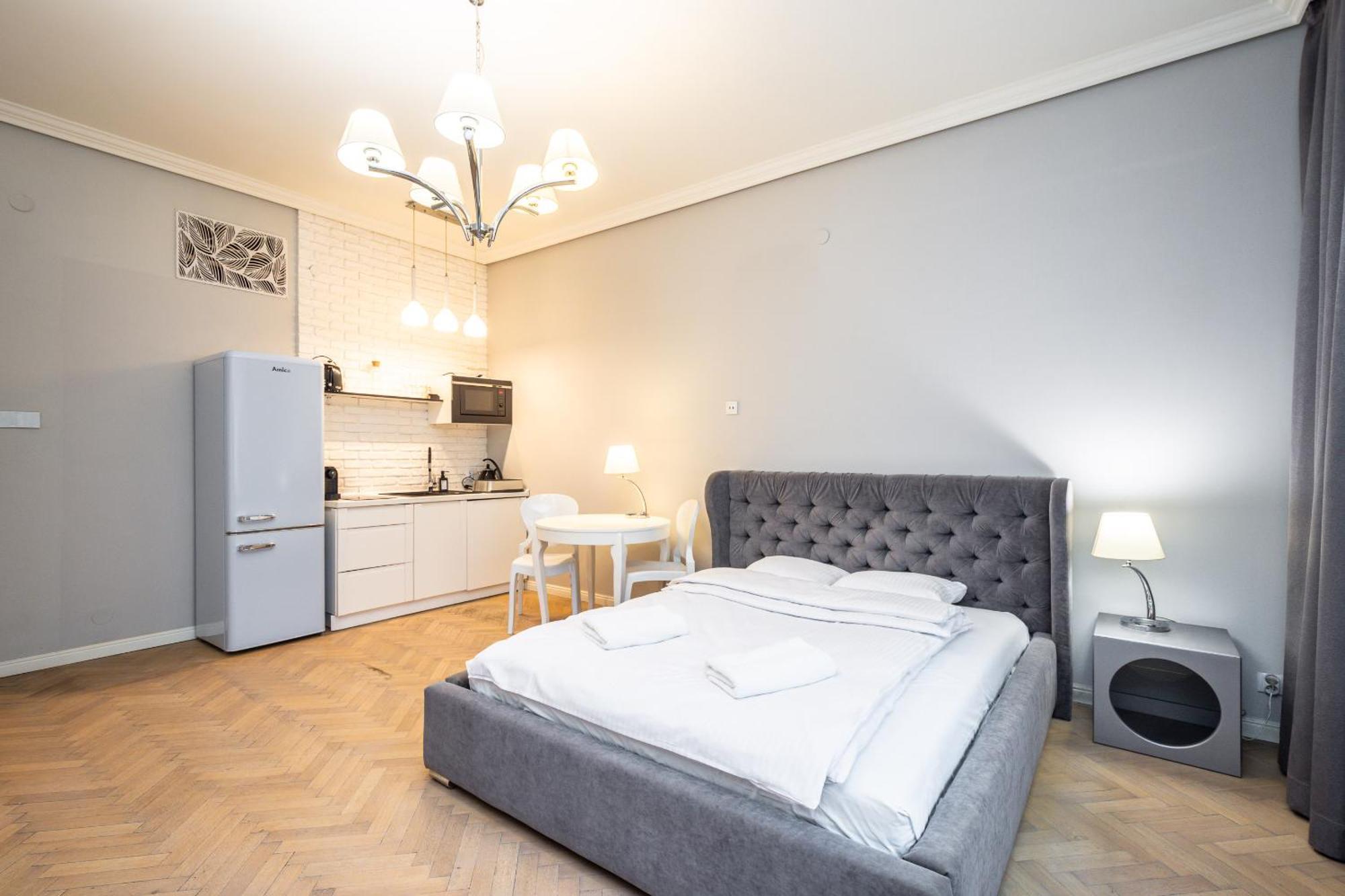 Rentplanet - Studio Krasinskiego คราคูฟ ภายนอก รูปภาพ